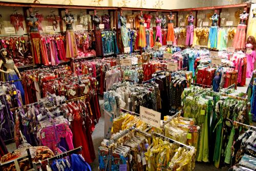 belly dancing outfits store near me